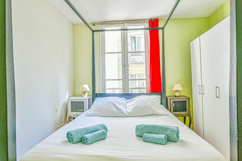 Bright Parisian Flat - Marais Apartment Ngoại thất bức ảnh