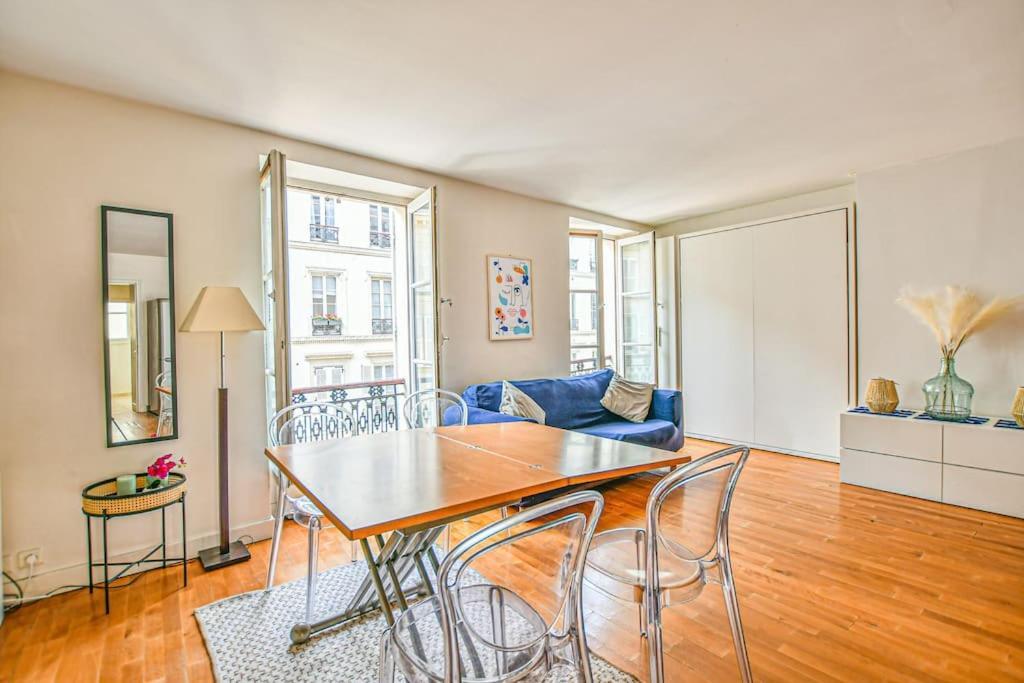 Bright Parisian Flat - Marais Apartment Ngoại thất bức ảnh